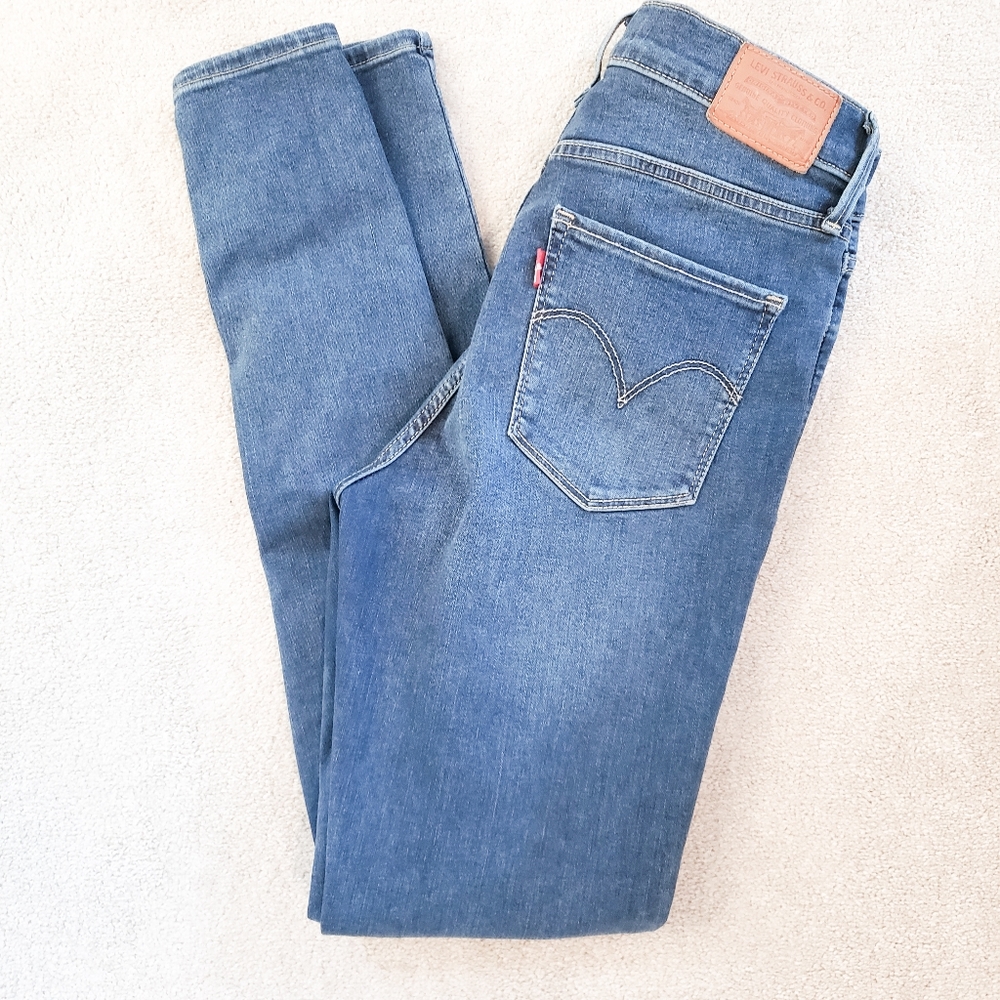 Levis 720 jeans